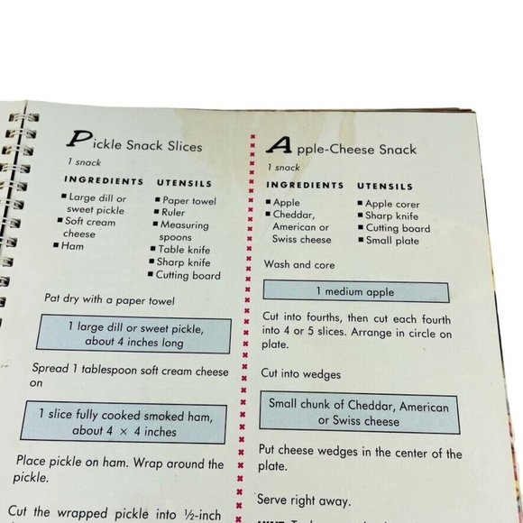 Lot 2 Betty Crockers Boys and Girls Cookbook u Kid Tested Recipes Children Cooki - Picture 3 of 6